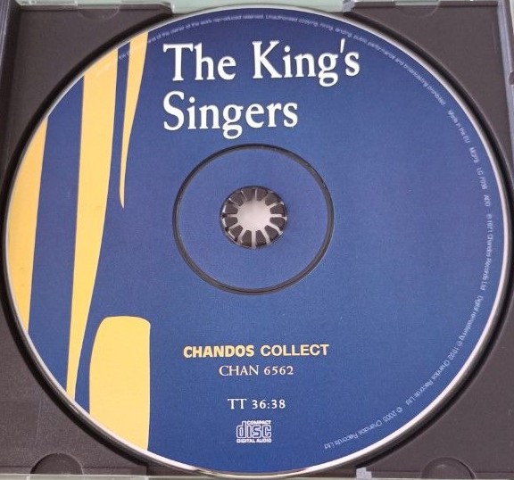 File:Debut CD Collect disc.jpg
